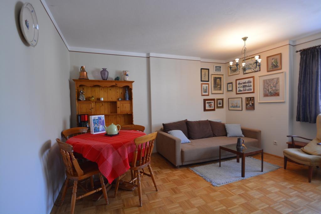 Apartment Centrum - Steinbock Lodges Zell am See Room photo