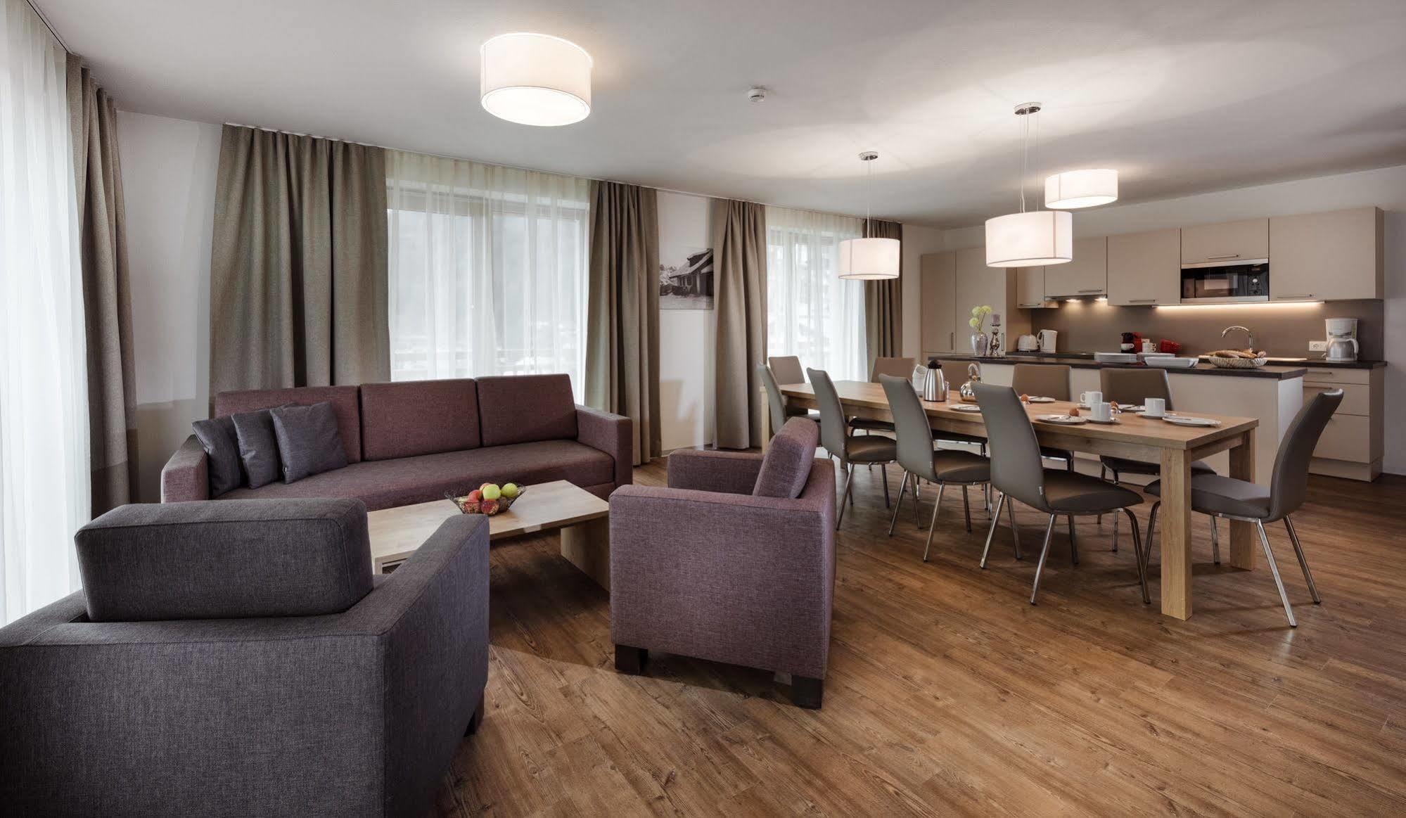 Apartment Centrum - Steinbock Lodges Zell am See Exterior photo